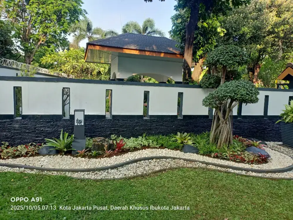 Jasa rawatan dan pembuatan taman