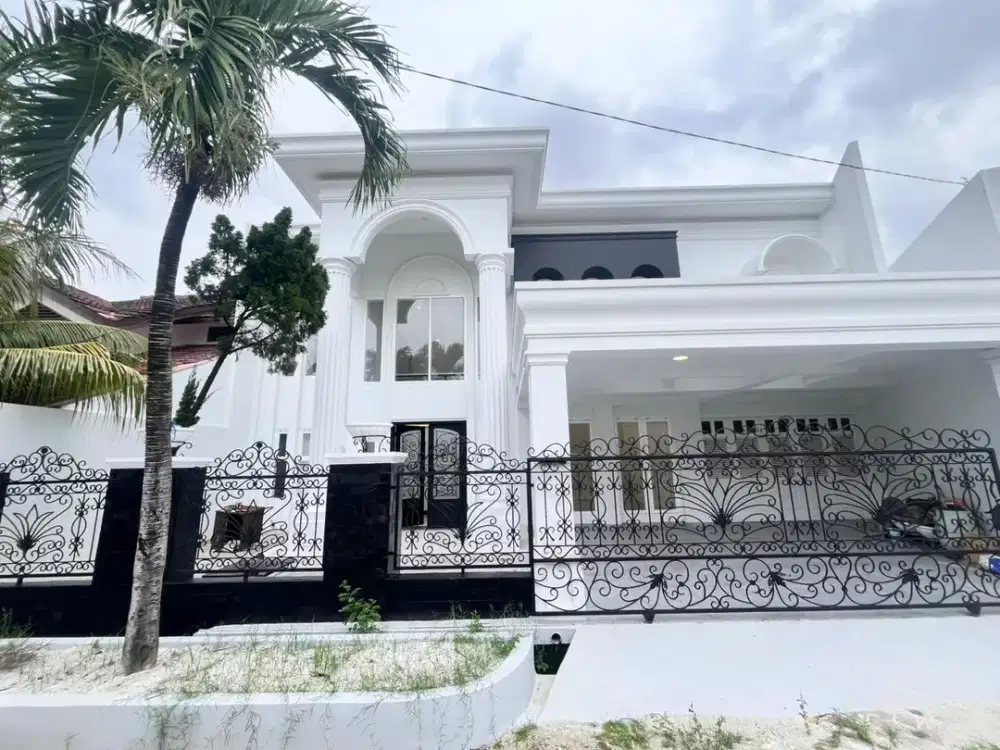 Dijual rumah American Classic bangunan baru siap huni di Eramas 2000 Jakarta Timur