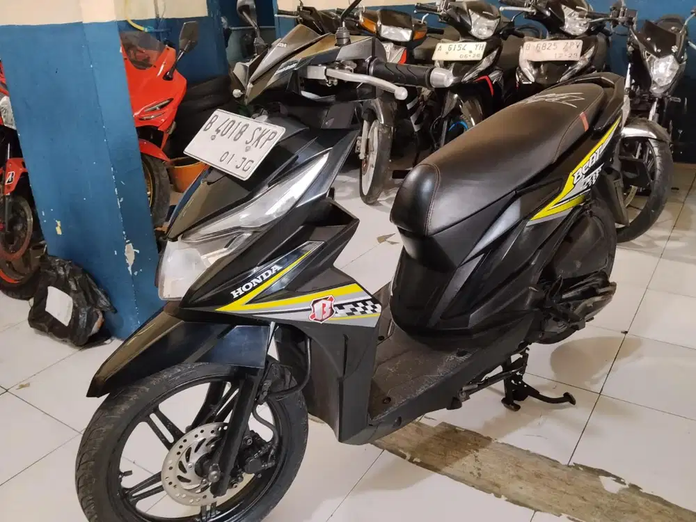 DIJUAL CEPAT HONDA BEAT ECO 2020 NIK 2019 GRES