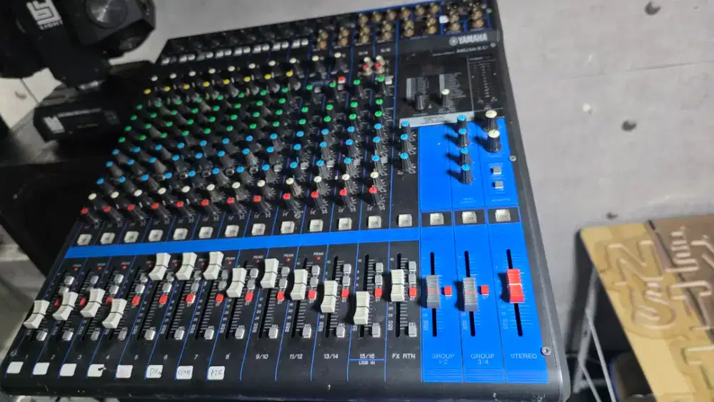 Mixer yamaha MG16XU