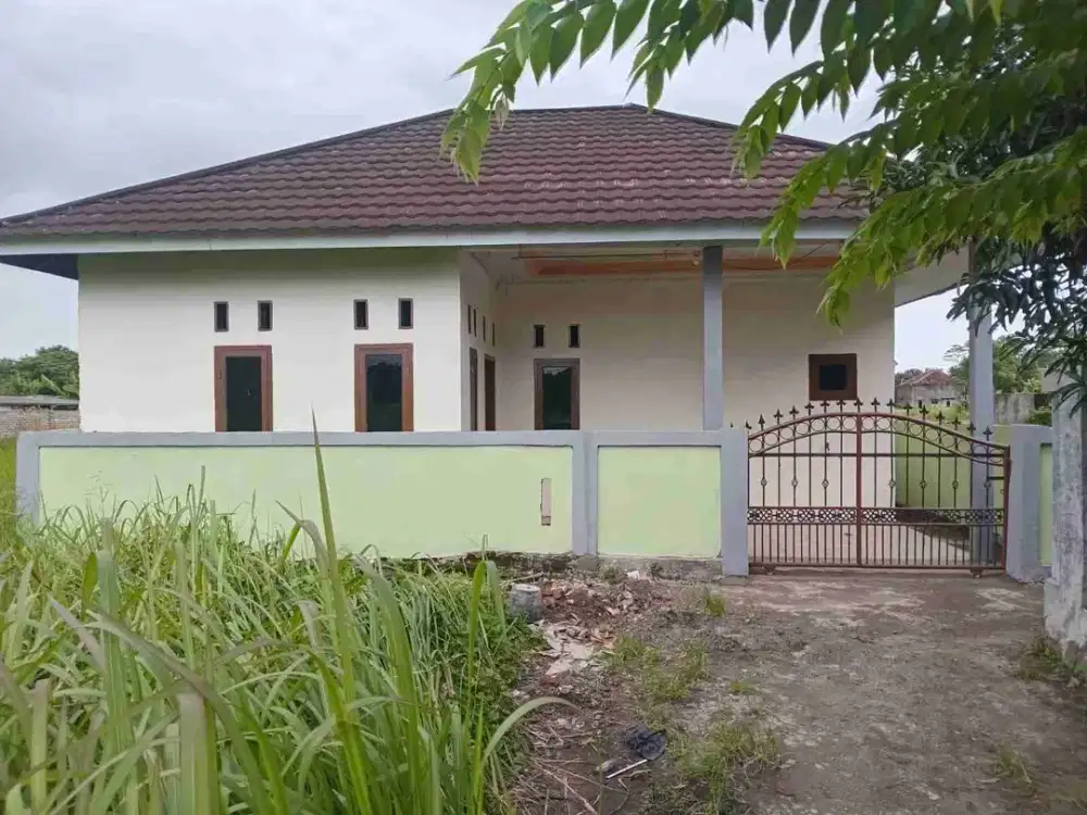 rumah kampung akses mobil kamar tidur 3 bangunan baru deket moss serang