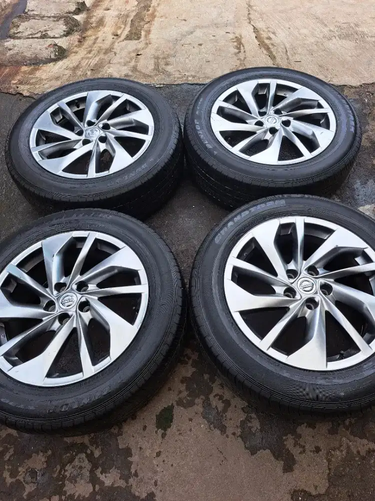 Velg xtrail ring 18 original nissan xtrail bisa buat innova dll