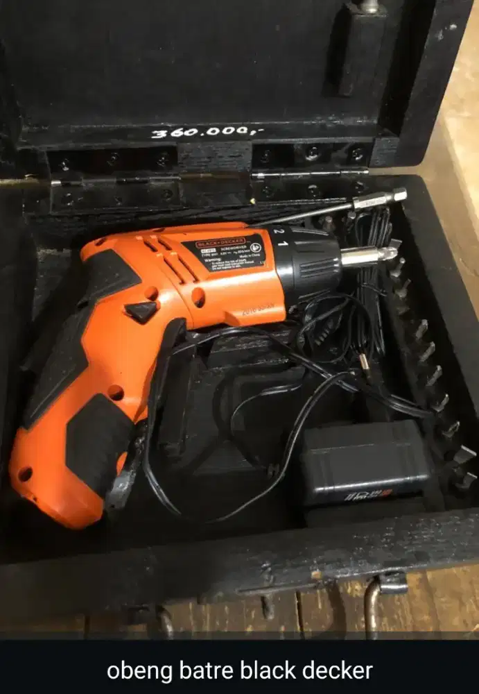 Obeng batere black decker