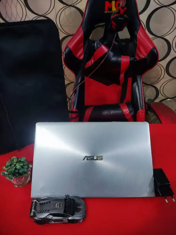 Laptop ASUS ZENBOOK ULTRA14 UX434FAC GEN 10 RAM 8GB/SSD 256Gb  SLIM