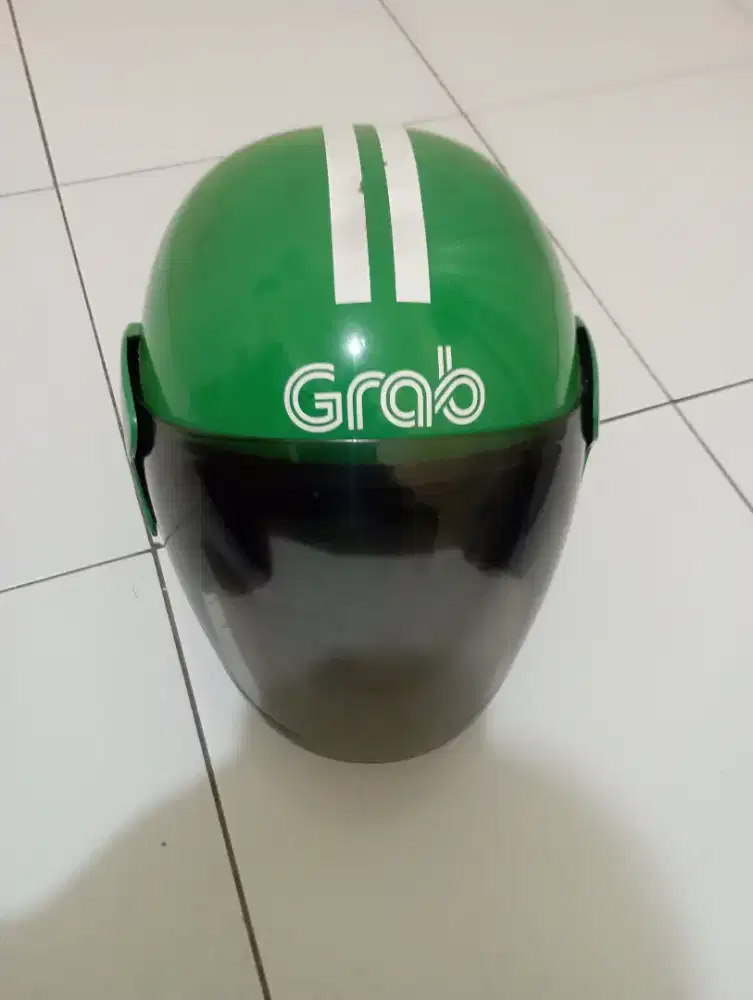 Helem ojek online jual apa adanya bisa nego 1/2 harga