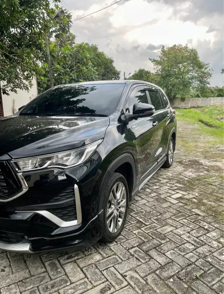 Toyota Kijang Innova 2023 Bensin