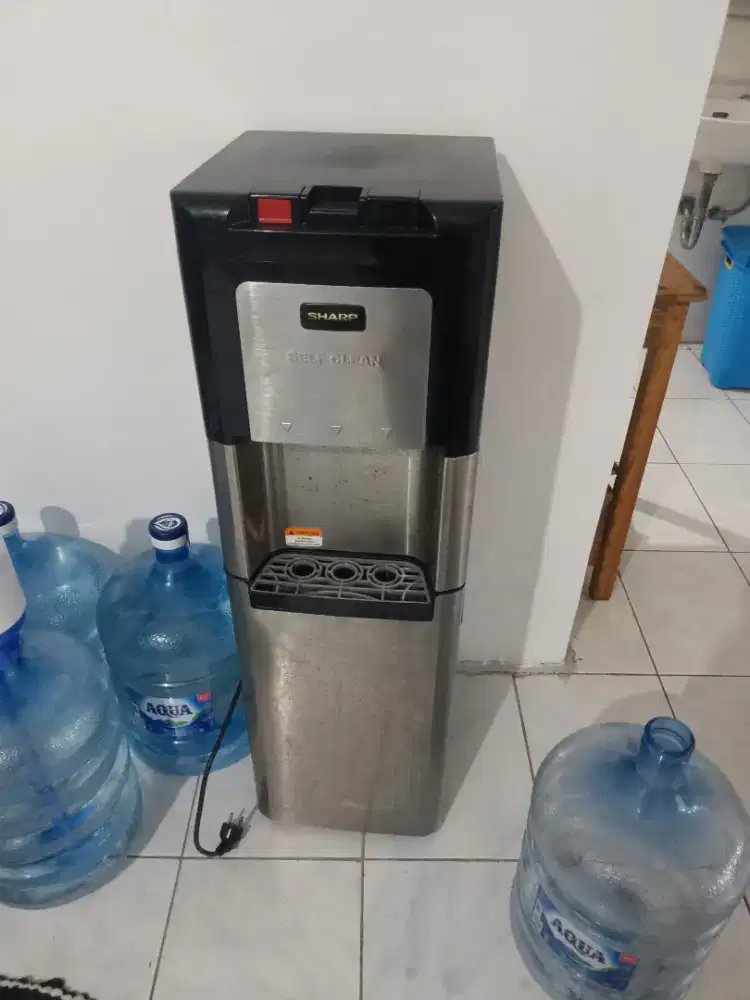 Dijual BU Dispenser SHARP galon bawah type SWD-70EH-BK