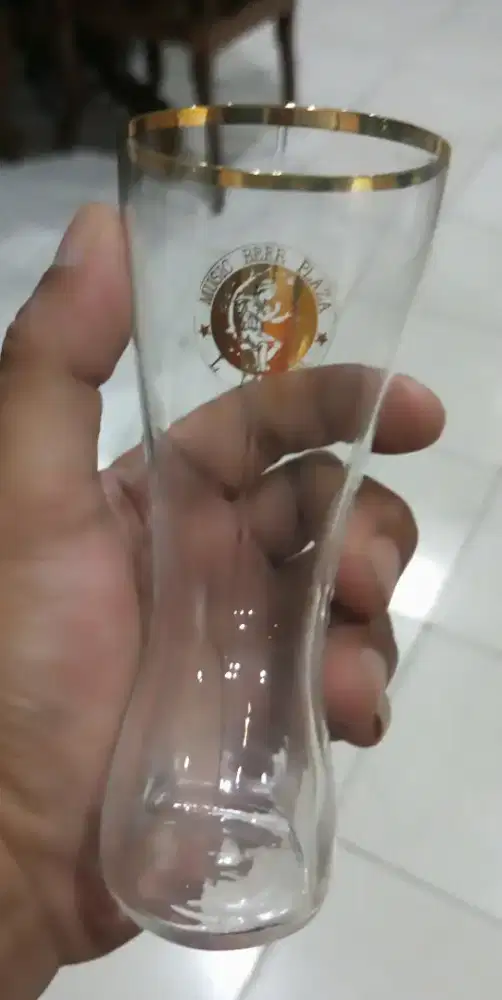 Gelas Kaca Bentuk Sepatu