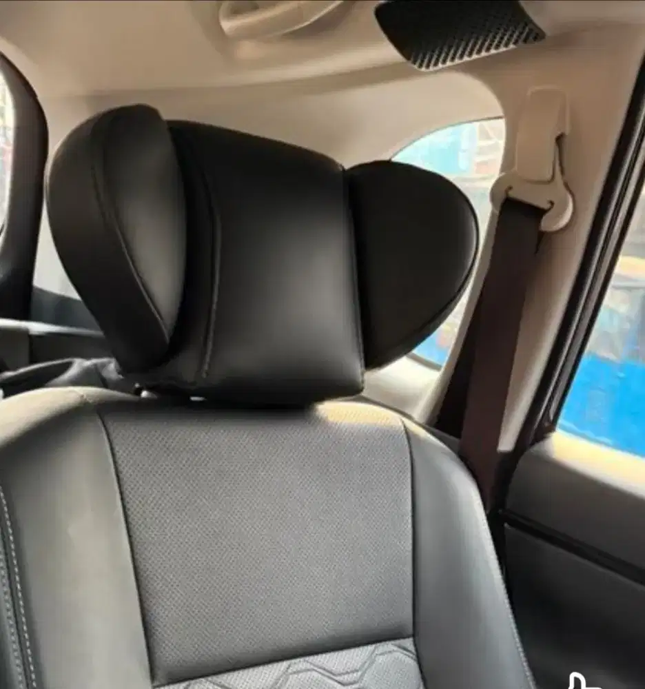 Head Rest model Alphard