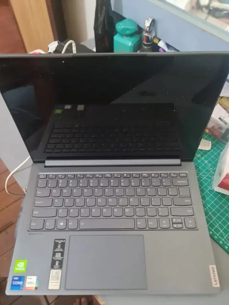 Laptop Lenovo Yoga Slim 7i pro gen 7 16 inch