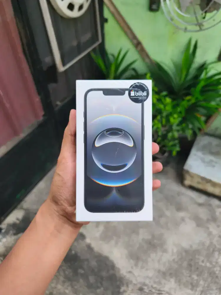 iPhone 16e 128GB Baru