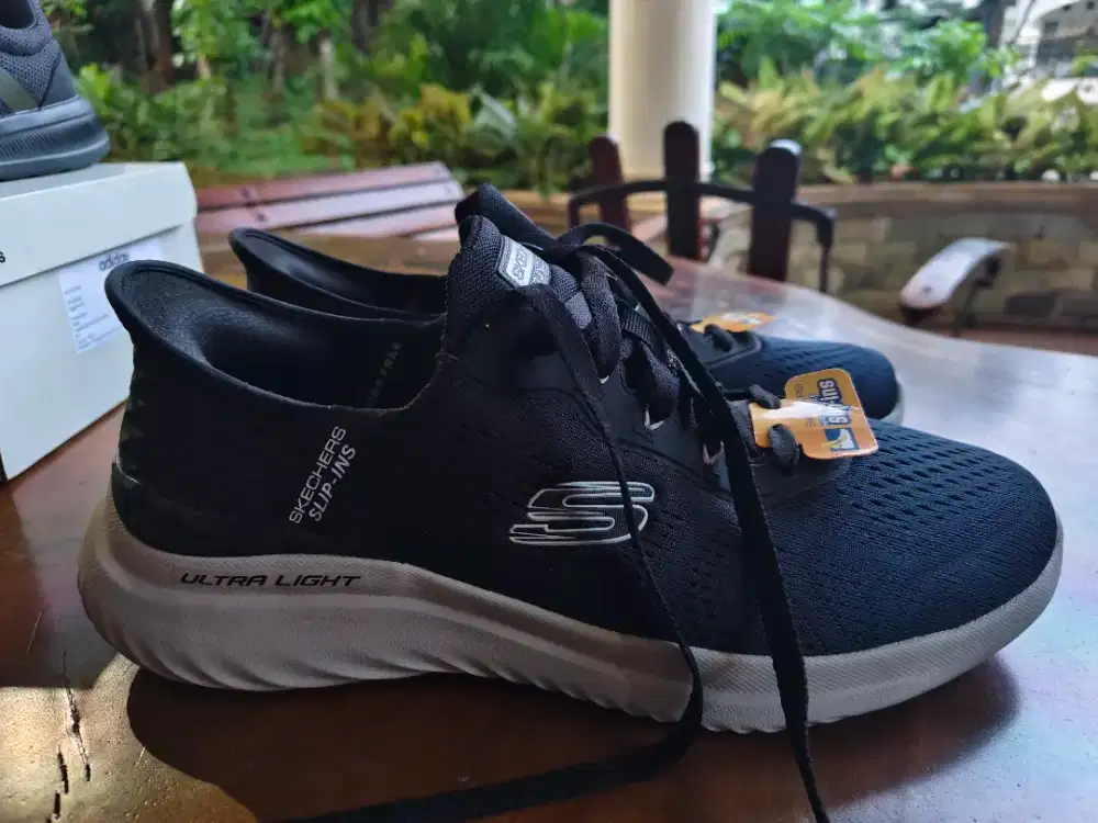 Sepatu Skechers Bounder 2.0