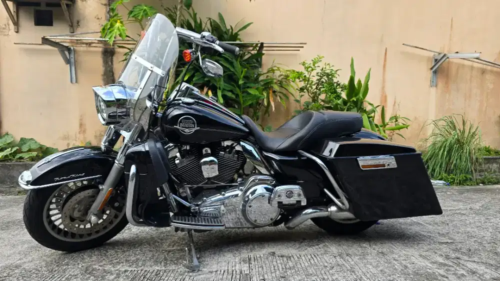 Harley davidson roadking