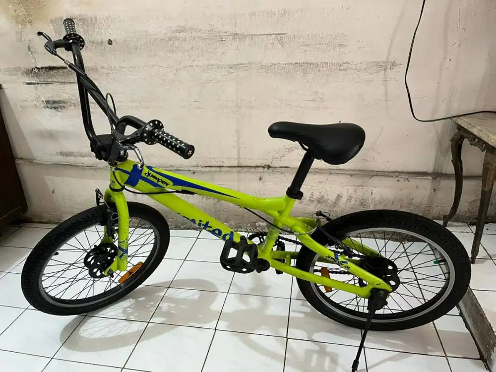 Sepeda BMX United Jumper