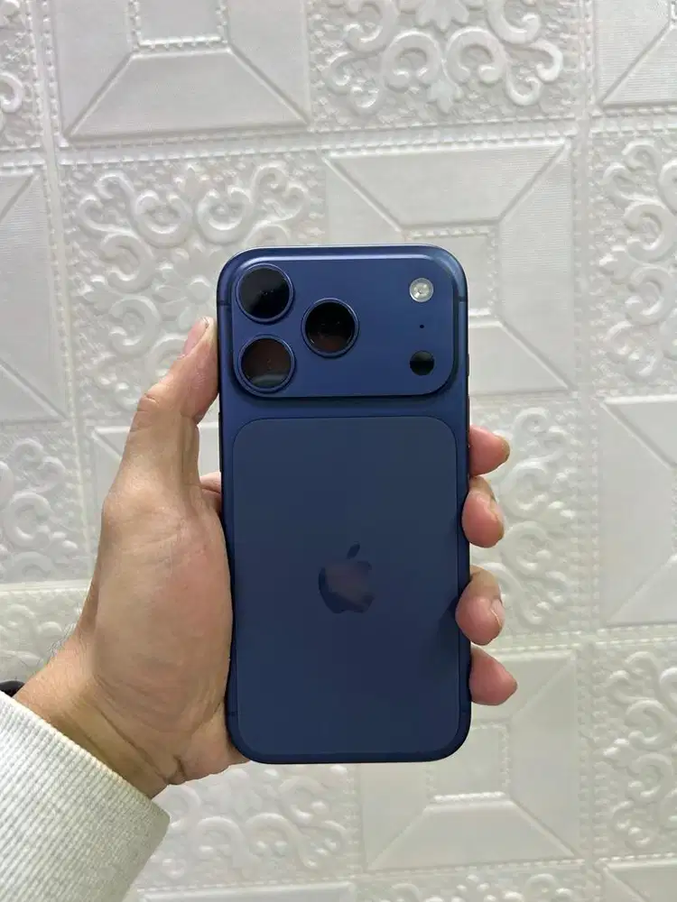Iphone 17pro 256 biru resmi digimap