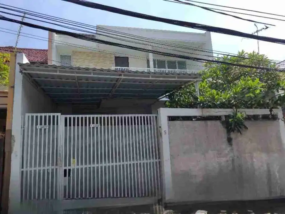 Rumah 2 Lantai di Manggarai Selatan, Akses Mudah ke Tebet & Sudirman