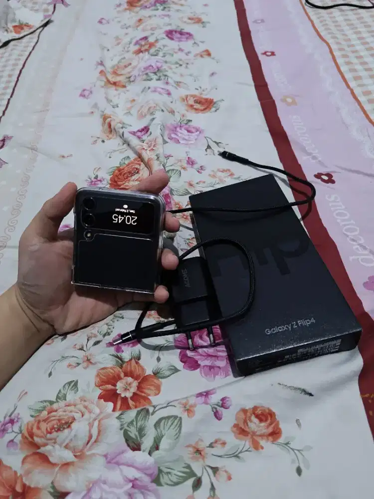 SAMSUNG Z FLIP 4 SEIN 8/256