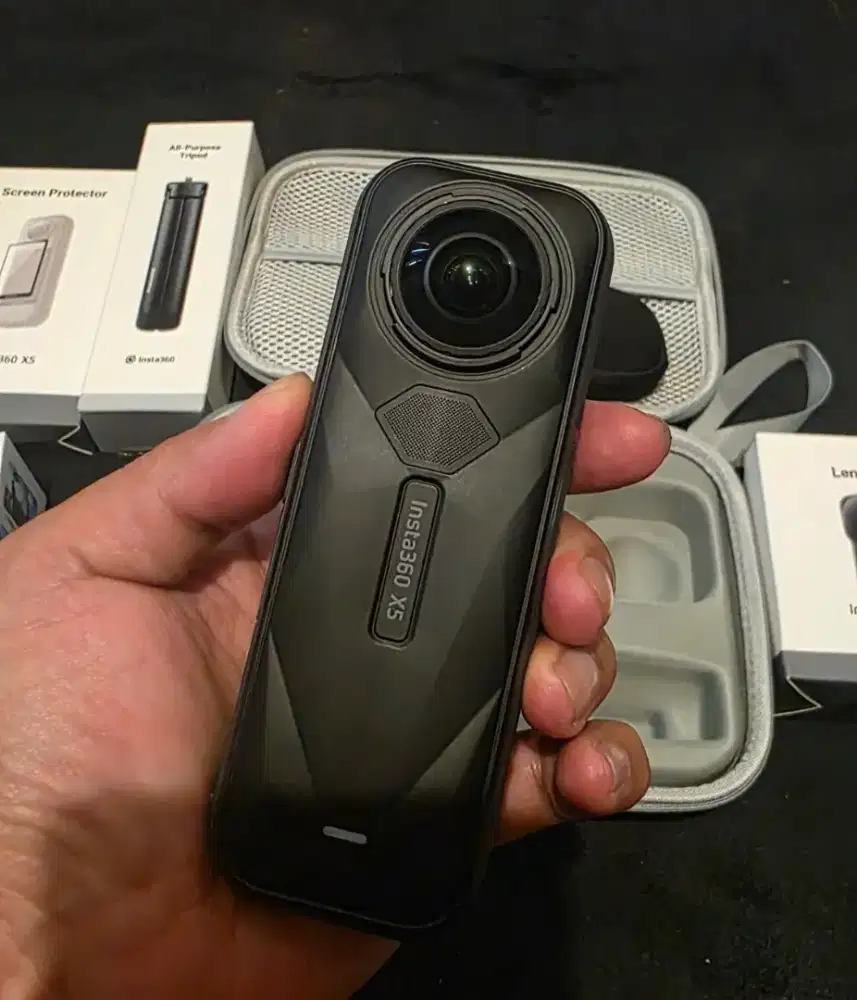 Insta360 X5 8K 360 Action Cam, Garansi Resmi Banyak Accesories