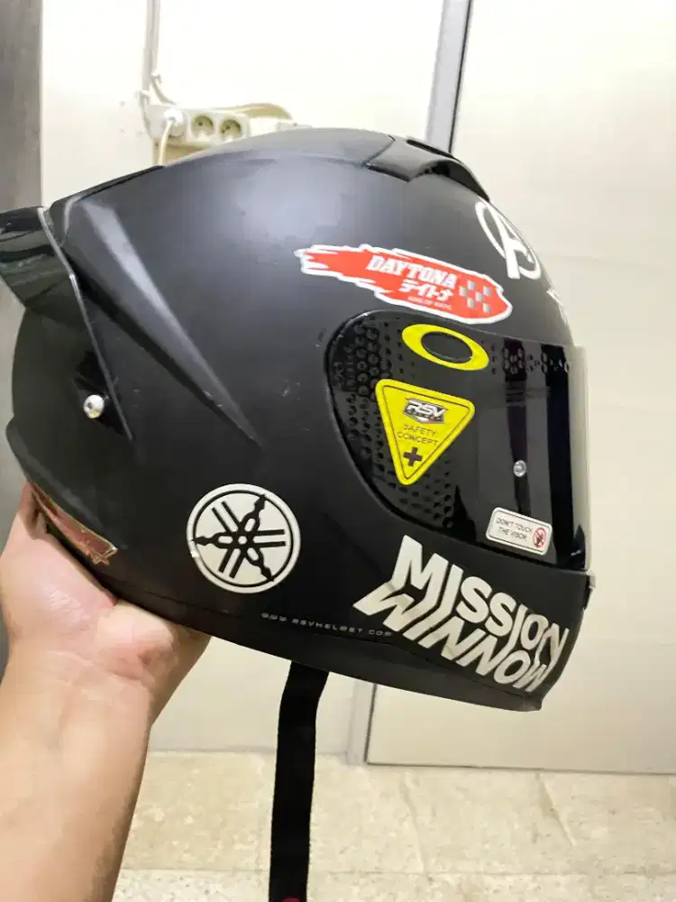 Rsv FF 500 hitam doff