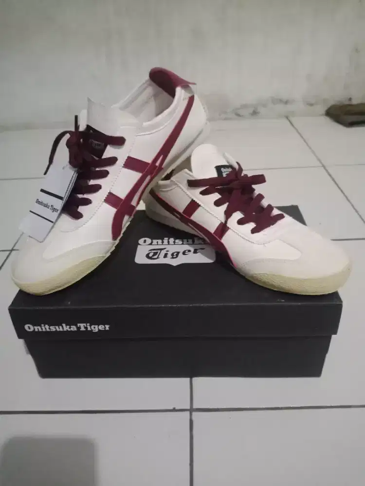 Sepatu onitsuka tiger