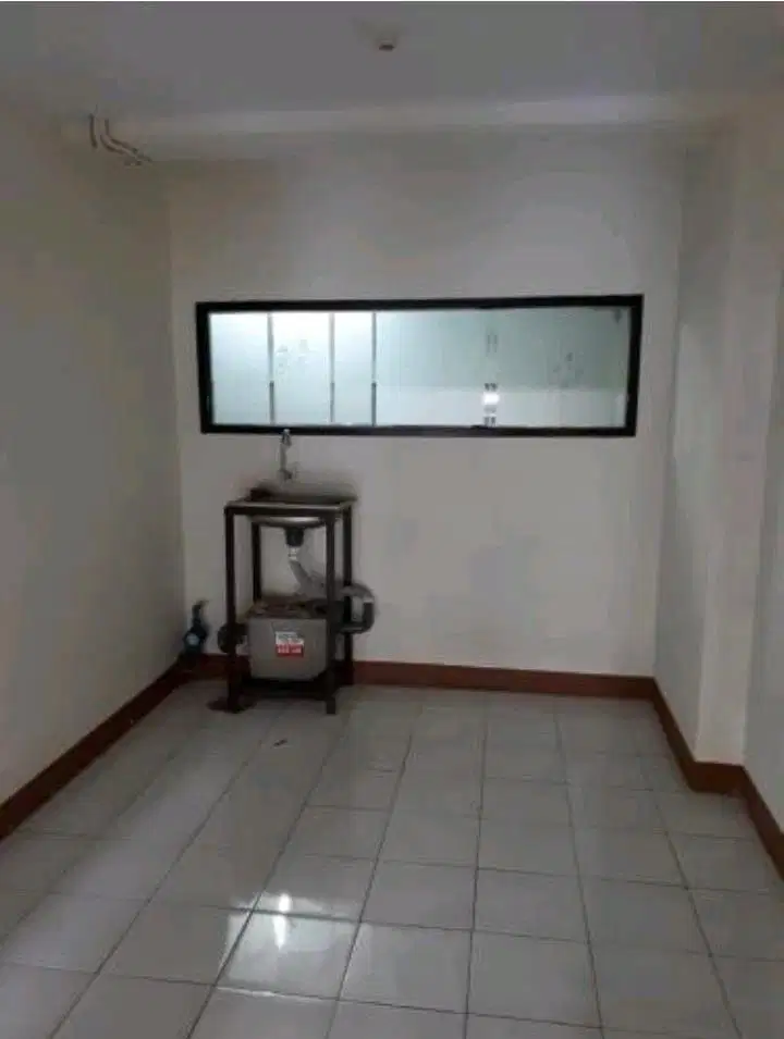 DISEWAKAN KIOS USAHA DI DALAM APARTMENT (AREA KOLAM RENANG)