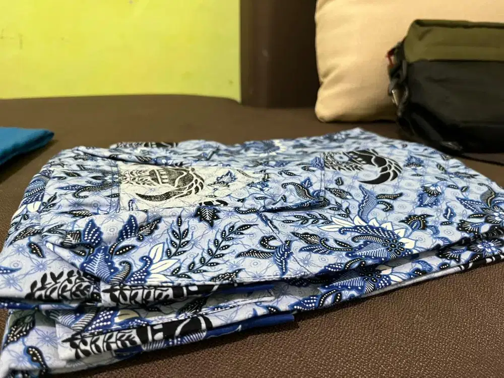 Baju bekas masih sangat layak pakai