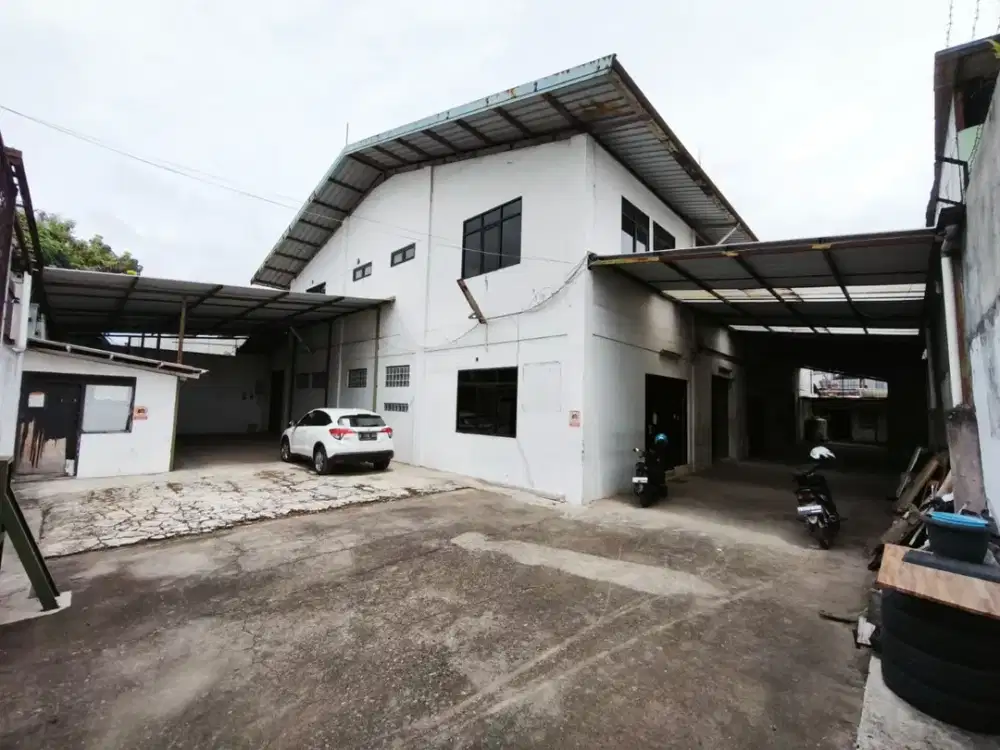 Gudang Sangat Bagus Siap Pakai di Cibolerang Bandung