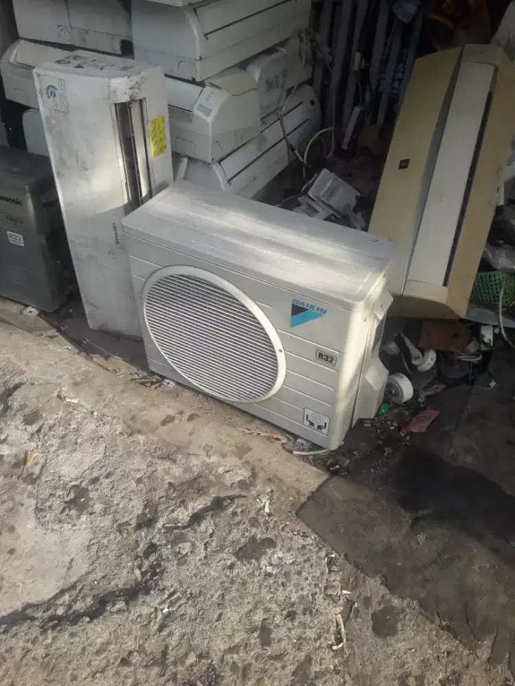 Spesialis membeli ac