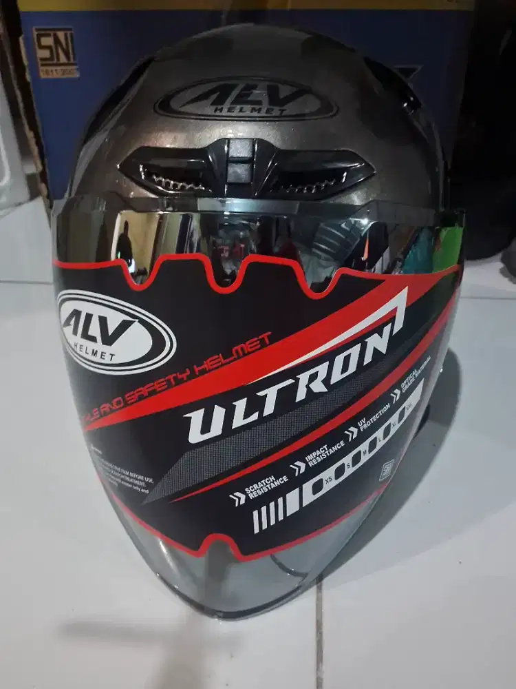 Helm Alv ultron