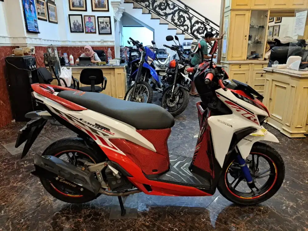 HUB CE KOM JUAL CEPAT VARIO 150 2020 ~MOTOR MULUS PAJAK HIDUP KM LOW
