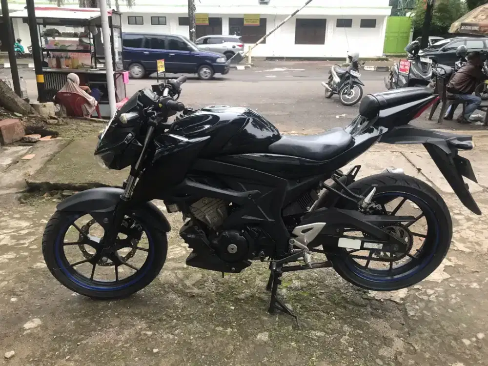 Dijual murah (Rp 10.500.000,- NETT). SUZUKI GSX-S 150 2018