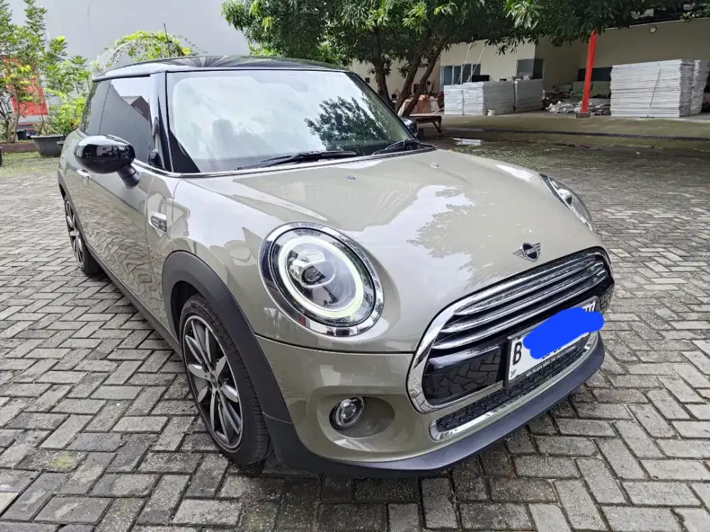 Mini Cooper hatchback 2020