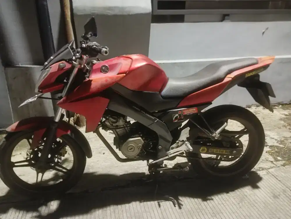 Yamaha Vixion New tahun 2016 komplit pajak hidup