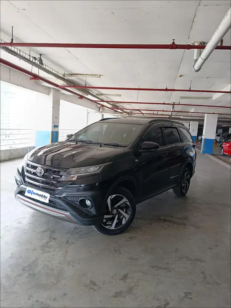 Toyota Rush 1.5 TRD Sportivo Bensin-MT 2018