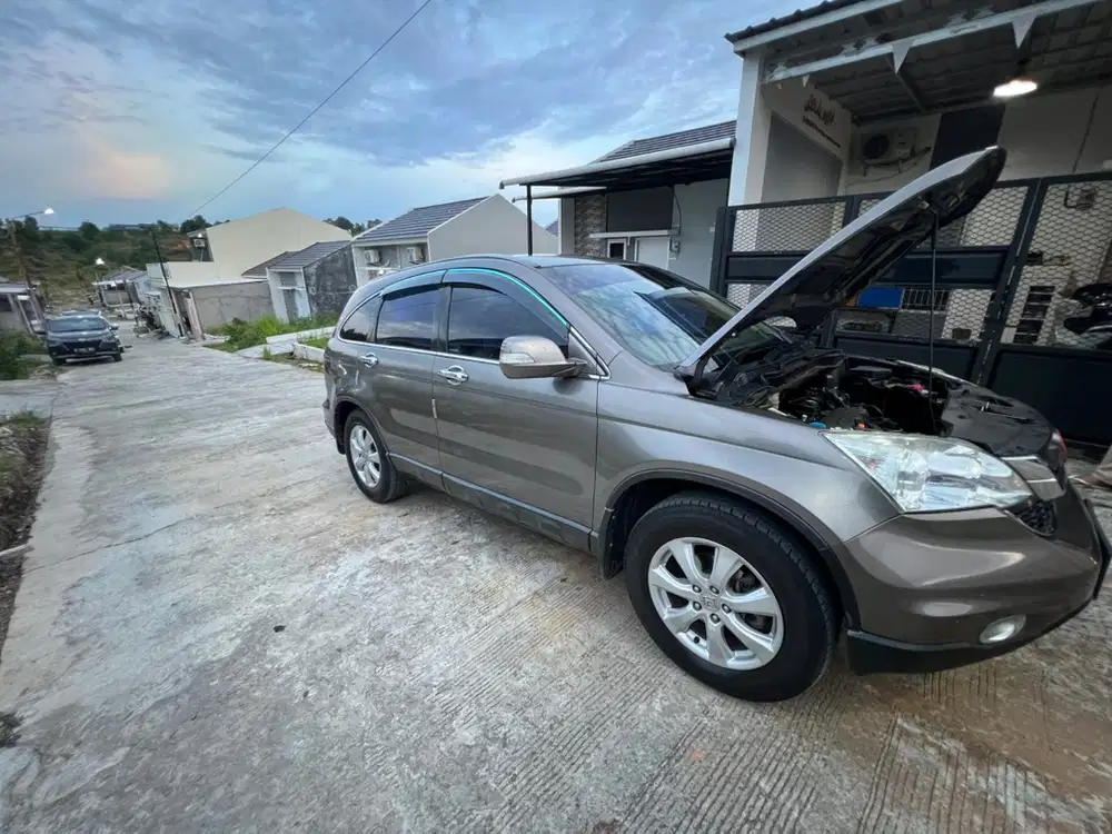 Honda CR-V 2010 Bensin