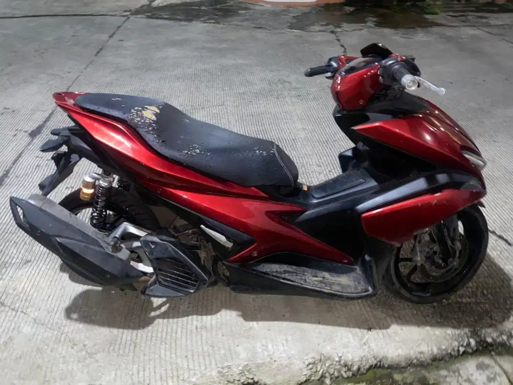 aerox 2018 mesin halus minus jok dan body lecet dikit