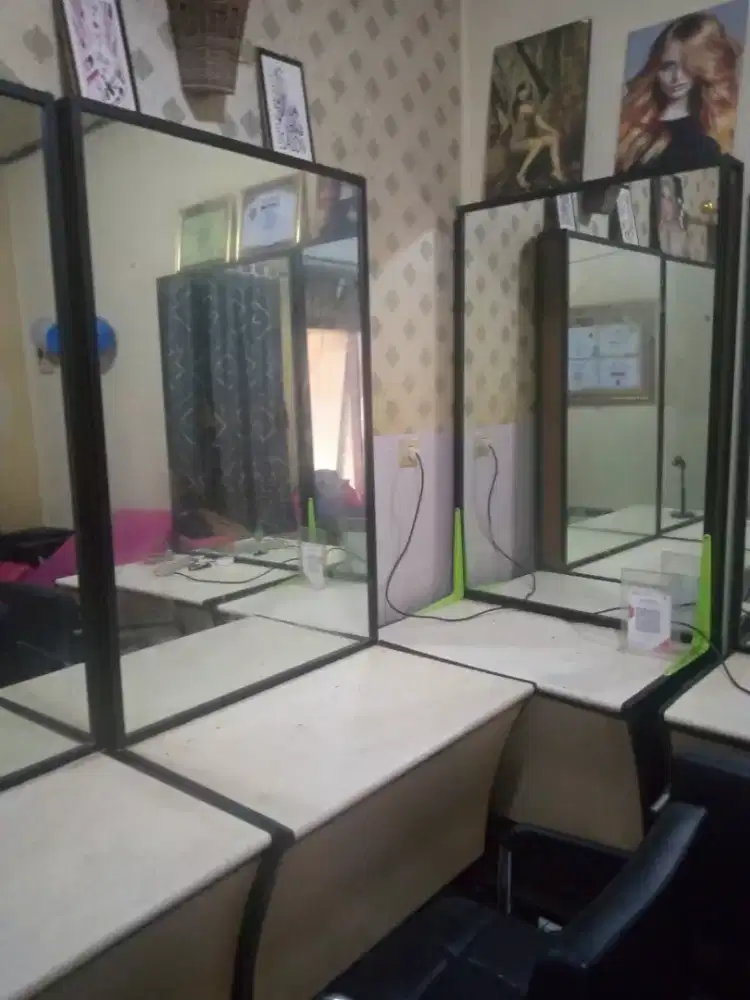 Kaca salon/ meja rias