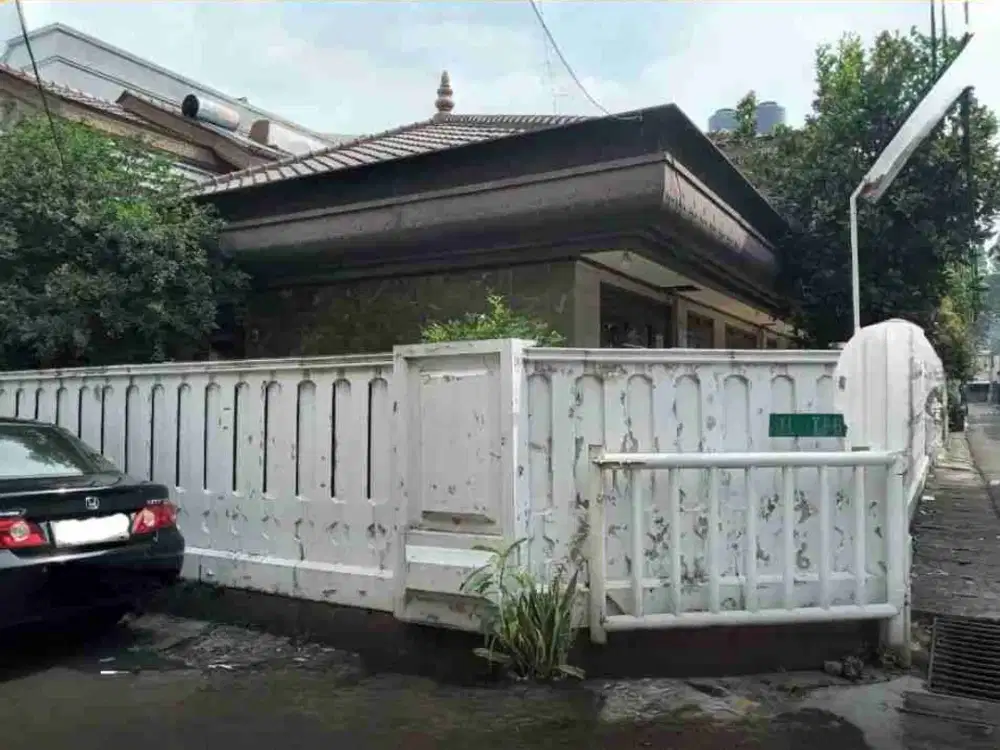 Rumah 2 Lantai di Tebet Timur – Lingkungan Tenang, Akses Strategis