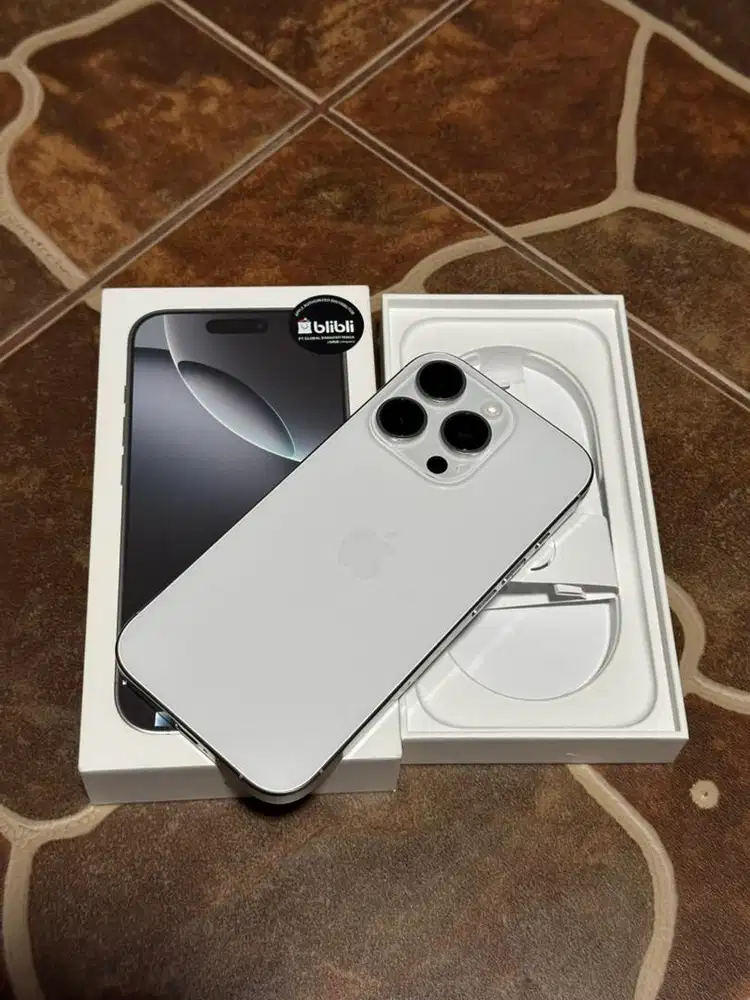 Iphone 16 Pro 128 GB White Titanium Like New Garansi ON