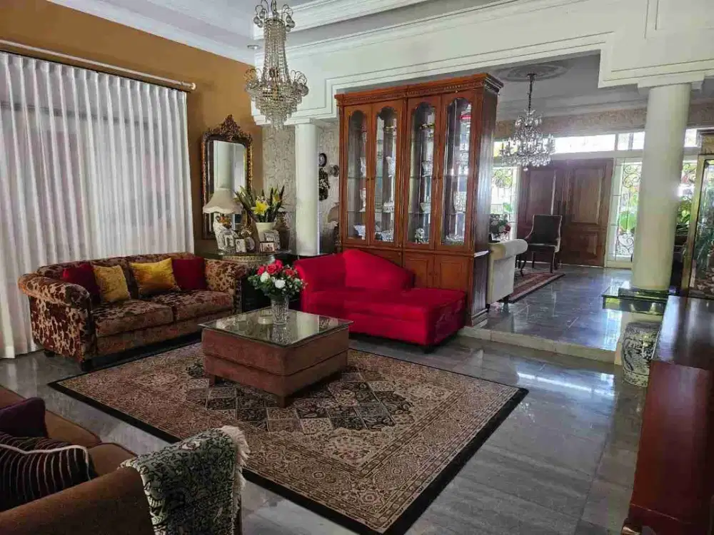 Rumah Sarijadi Sukasari Mewah Jual Cepat terawat dan langka