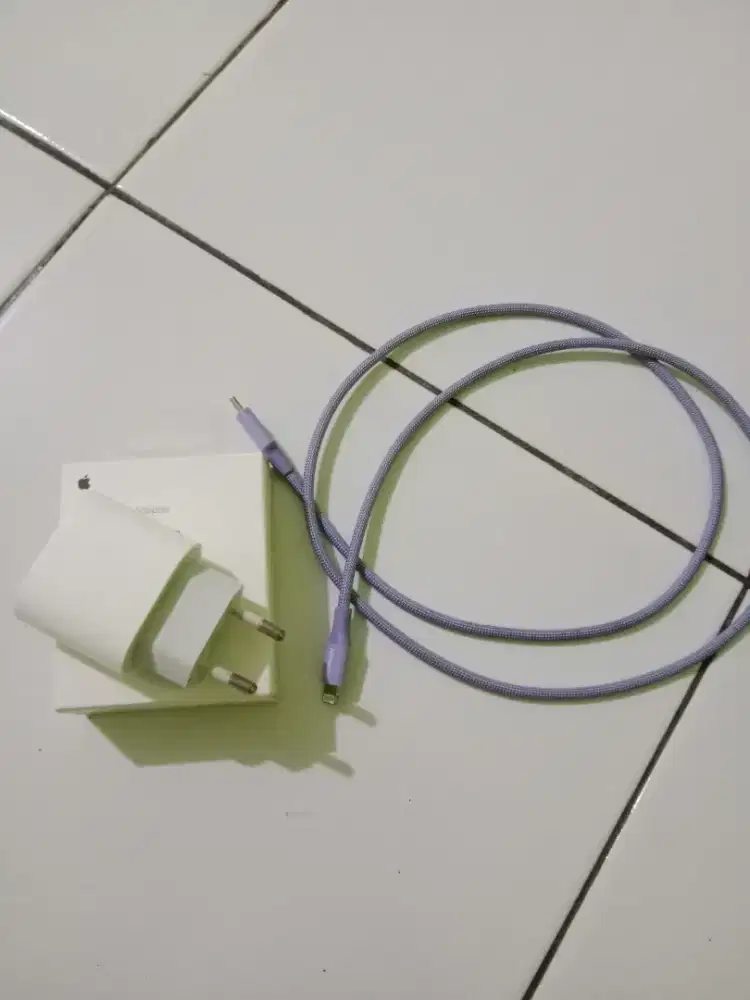 Dijual kepala charger + kabel casan UGREEN
