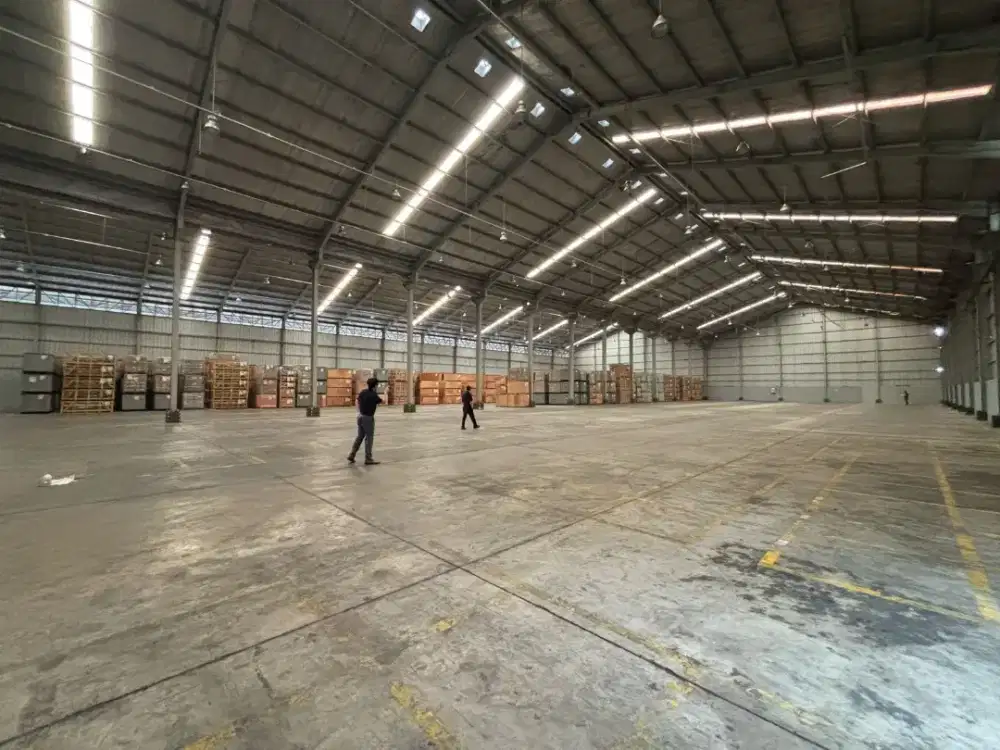 JUAL /SEWAKAN GUDANG + KANTOR BANGUNAN BARU PANGKALAN 2 BEKASI KOTA