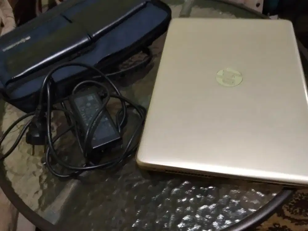 Dijual laptop hp masih normal