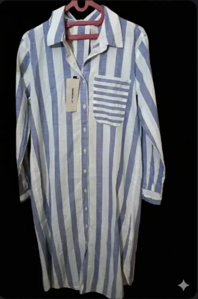 Tunik / kemeja wanita Panjang. LD 100 (BARU)