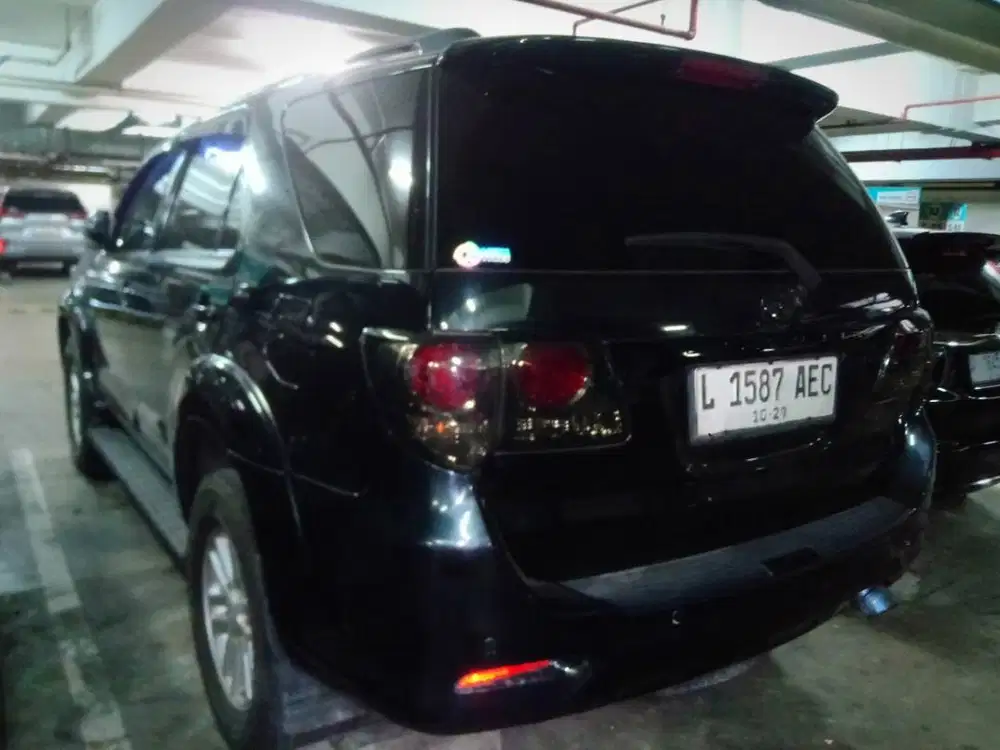 TOYOTA FORTUNER G AT TAHUN 2011 MULUS