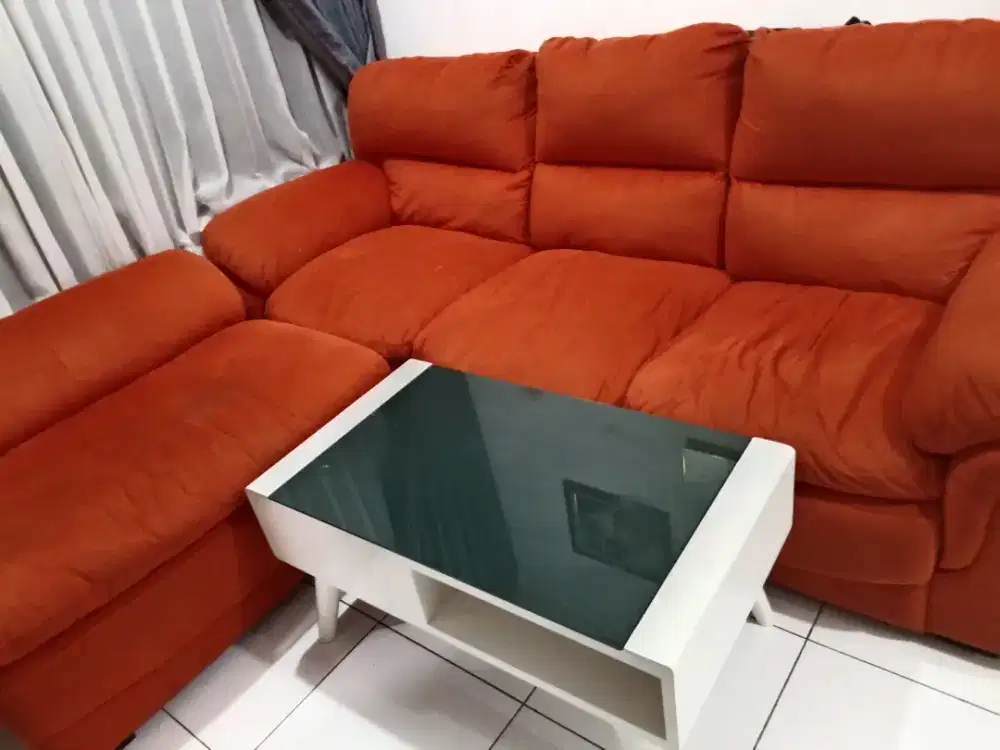 sofa satu set warna oren