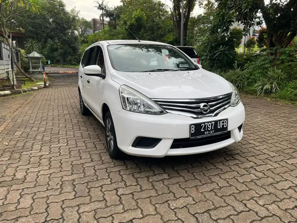 NISSAN GRAND LIVINA SV 2017 MURAH