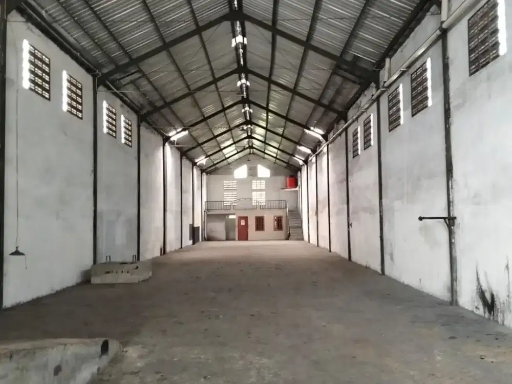Disewakan Gudang Zona Industri Lokasi Yogyakarta Luas 480m2