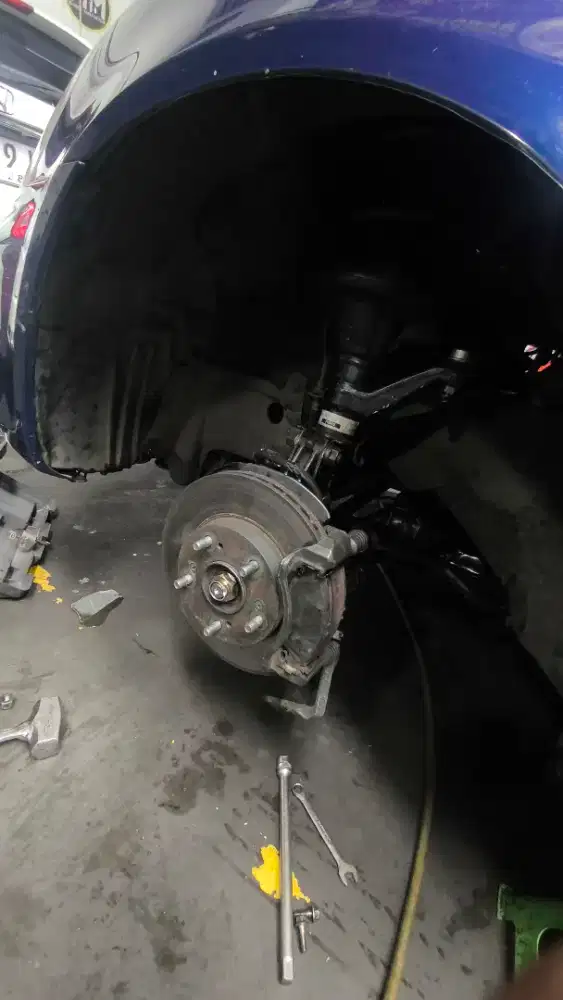 Mekanik mobil panggilan