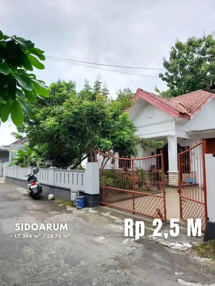 Dijual Rumah Halaman Luas Lingkungan Perumahan di Sidoarum Godean